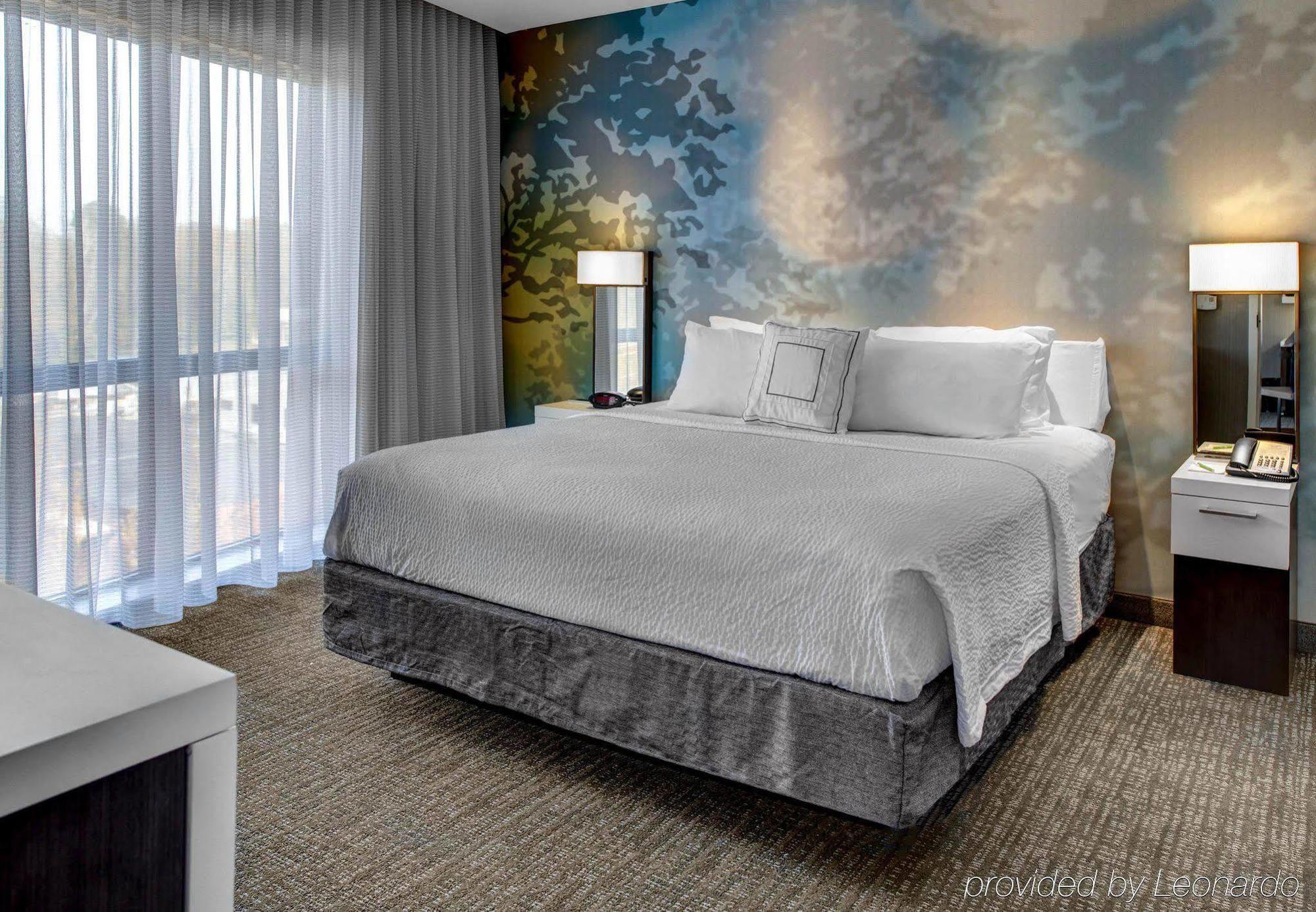 Courtyard By Marriott Carrollton Hotel Exterior photo