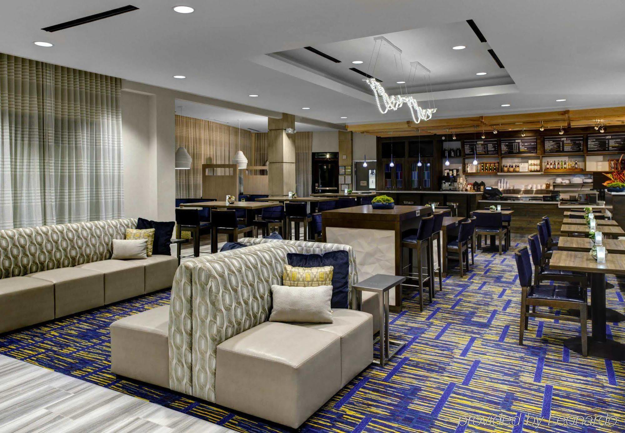 Courtyard By Marriott Carrollton Hotel Exterior photo